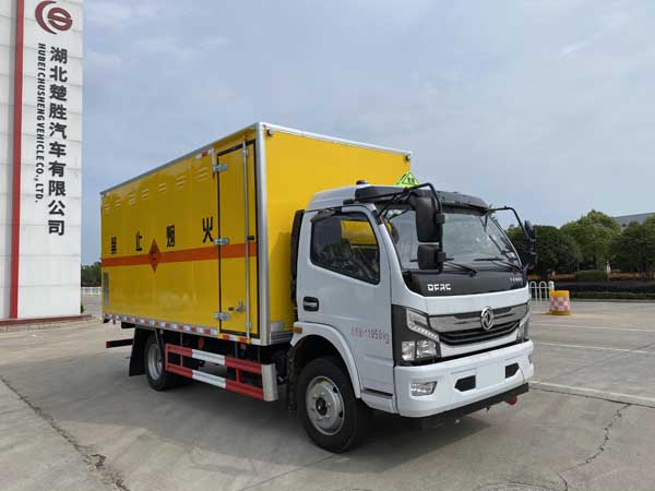 楚勝牌CSC5125XQY6型爆破器材運(yùn)輸車