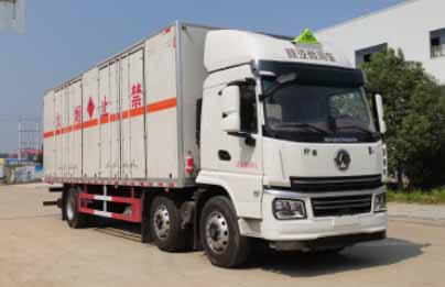 旺龍威牌WLW5260XRYSX6型易燃液體廂式運(yùn)輸車